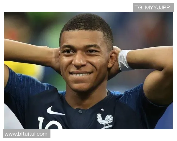 球王归来!姆巴佩领衔,帕尼尼足球球星卡新版燃情上线 球王归来!姆巴佩领衔,帕尼尼足球球星卡新版燃情上线