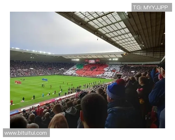 老一代足球传奇球星重返赛场激情对决见证经典时刻