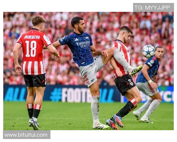 足球球星现场技术测试：挑战极限展现顶级技艺与竞技水平